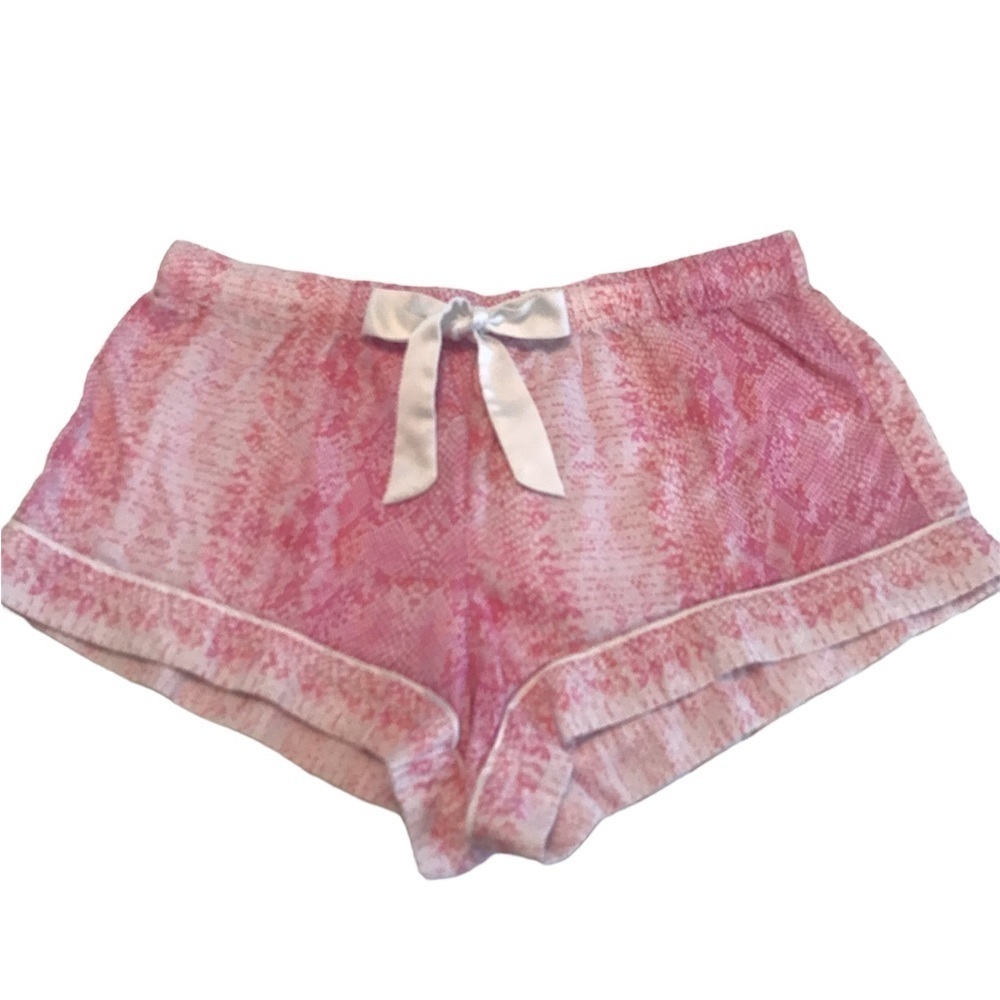 Victoria’s Secret Pink & White Lounge Pajama Shorts Size Small - Picture 10 of 10